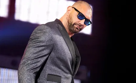 'En Wrestlemania, acabaré con la carrera de Triple H': Batista