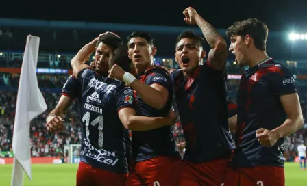 Chivas busca gira europea con rivales de 'alto calibre'