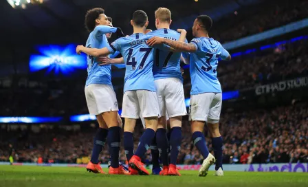 Manchester City mantiene liderato de Premier al doblegar a Cardiff