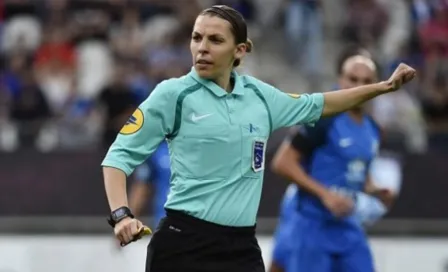 Stéphanie Frappart será la primera árbitra en un duelo de Ligue 1