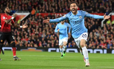 Manchester City gana el derbi y asume liderato de la Premier