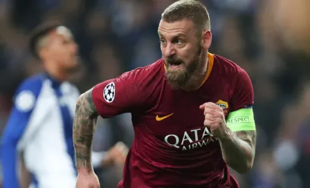 Daniele De Rossi deja a la Roma tras 18 temporadas