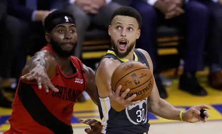 Warriors remonta y amplía ventaja sobre los Blazers