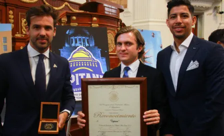 Capitanes de CDMX recibieron medalla al Mérito Turístico 