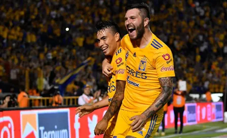 Gignac hizo doblete y Tigres goleó a Santos en el Volcán 