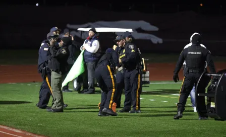 Tiroteo en partido de futbol americano dejó tres heridos y cinco detenidos