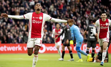 Ajax consolidó liderato de Eredivisie sin Edson Álvarez