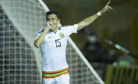 Héctor Moreno le reveló a Franco Escamilla que será padre de otra niña