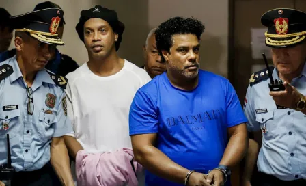 Ronaldinho seguirá encarcelado; le negaron el arresto domiciliario