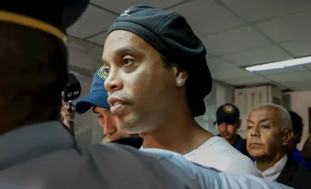 Pipino Cuevas: 'Ronaldinho está triste, su sonrisa está apagada'