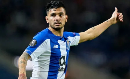 Carlos Salcedo le recomendó a Tecatito Corona jugar en Italia