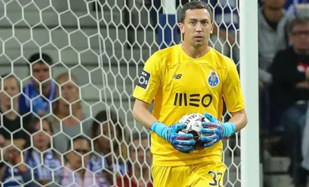 VIDEO: Marchesín cometió terrible error en partido del Porto 