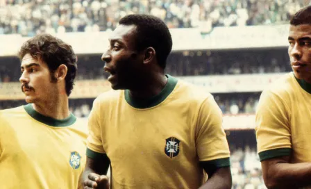 Roger Milla: 'El único récord imbatible son los tres Mundiales de Pelé'