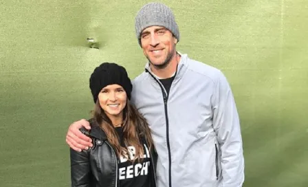 Aaron Rodgers y Danica Patrick habrían terminado su relación sentimental