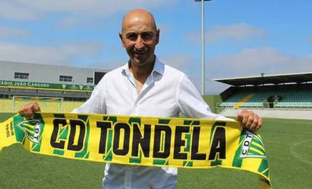 Paco Ayesterán, extécnico de Santos y Pachuca, firmó con el Tondela portugués