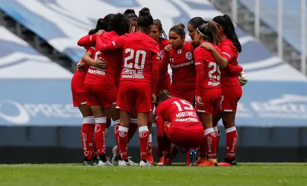 Liga MX Femenil: Portera de Toluca propinó fuerte golpe a delantera de Puebla 