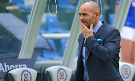 Paco Jémez presume 'cruzazulismo', pero no rechazaría dirigir al América