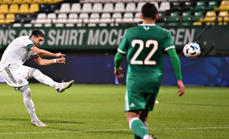 Selección Mexicana: Héctor Herrera firmó golazo ante Ochoa en entrenamiento del Tri