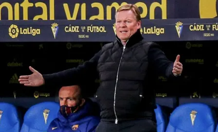 Barcelona: Ronald Koeman no será sancionado tras críticas al VAR en el Clásico