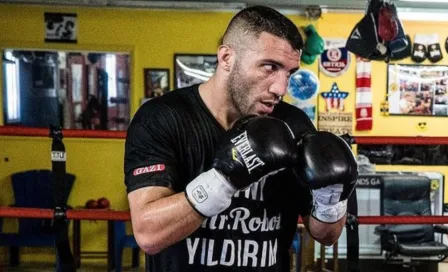 Avni Yildrim, ilusionado con vencer al Canelo pese a no ser favorito