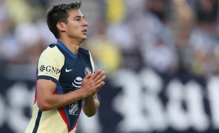 América: Mauro Lainez, en observación tras sufrir golpe en amistoso ante Monterrey