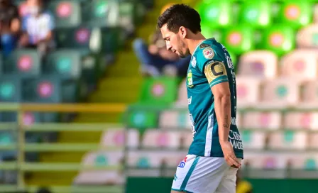 León: Fernando Navarro será operado de la rodilla, reveló Nacho Ambriz 