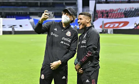 América: Jonathan dos Santos pidió a Ochoa que 'convenza' a Solari de llevarlo al club