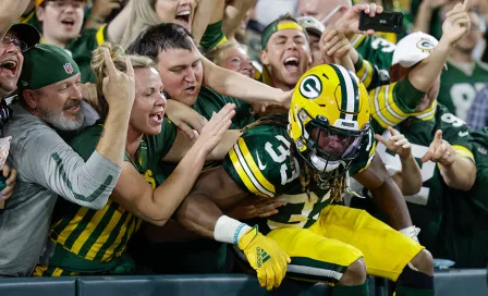 Aaron Jones perdió collar con cenizas de su padre celebrando un touchdown