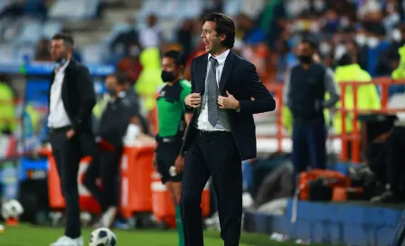 América: Solari sorprendió al cantar junto a la afición azulcrema