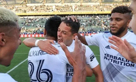 Chicharito Hernández destacó a Efraín Álvarez en victoria del Galaxy