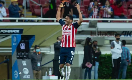 Chivas: Rescató el empate ante Cruz Azul con gol de último minuto