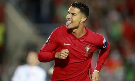 Cristiano Ronaldo: Madre de CR7 le regaló una playera de Portugal al papa Francisco