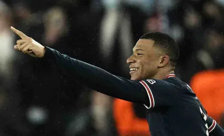 PSG: Macron y Sarkozy trataron de convencer a Mbappé de renovar con el equipo 