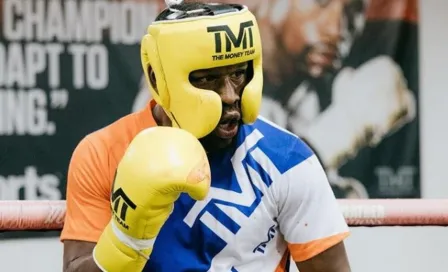 Mayweather regresará al ring para pelear en un helipuerto de Dubái