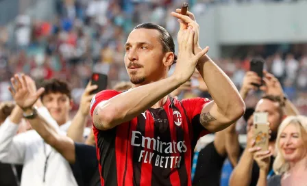 AC Milan: Ibrahimovic, baja de 7 a 8 meses tras operarse la rodilla izquierda