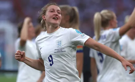 VIDEO: Jugadoras de Inglaterra irrumpieron en conferencia de prensa tras título