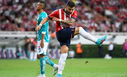 Alexis Vega sobre abucheos a Chivas: 'Toca trabajar en silencio, meterla y quedarte callado'