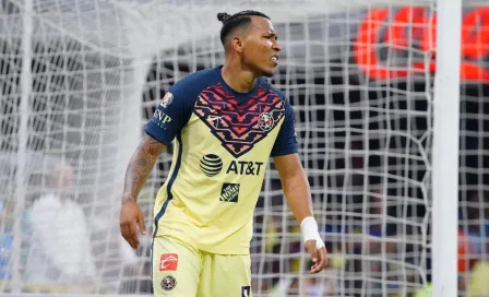 América: Roger Martínez respondió a aficionado que lo calificó como "peor fichaje"