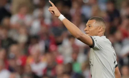 Mbappé, en amorío con la 'playmate' transgénero Inés Rau