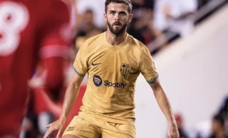 Barcelona: Pjanic analiza salir del Barça tras oferta en los Emiratos Arabes Unidos