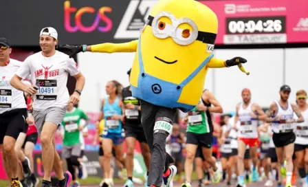 Maratón de Londres se llenó coloridos participantes; desde un árbol hasta los Minions 