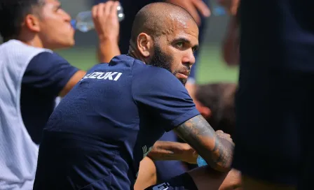 Dani Alves: 'En el futbol lo más importante es tener una mente fuerte y un buen pie'