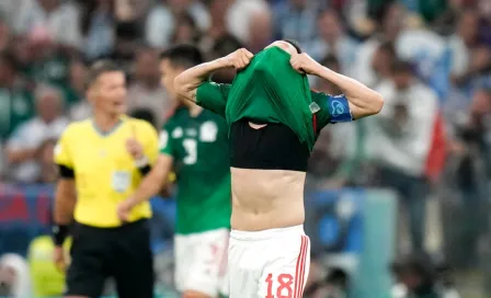 México vs Argentina: Andrés Guardado salió lesionado del partido 