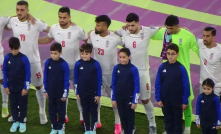 Qatar 2022: Jugadores de Irán cantan su himno contra Estados Unidos tras amenazas