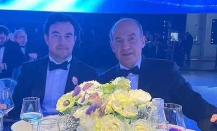 Checo Pérez: Felipe Calderón acompañó al piloto mexicano en la Gala de la FIA