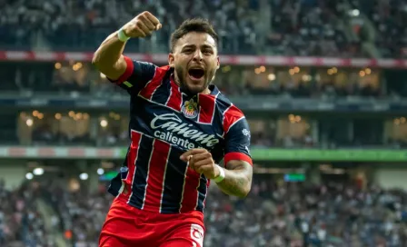 Alexis Vega: Chivas descartó una lesión de ligamentos en su jugador