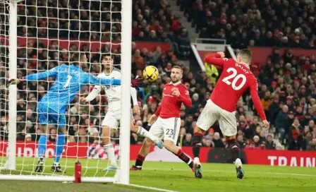 Manchester United no pasó del empate ante Leeds y se aleja del subliderato 