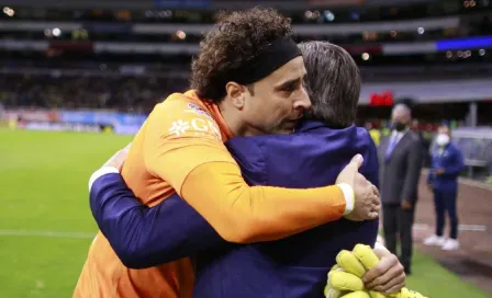 Miguel Herrera elogió el buen momento de Ochoa: “Abucheos los convierte en buenas actuaciones”