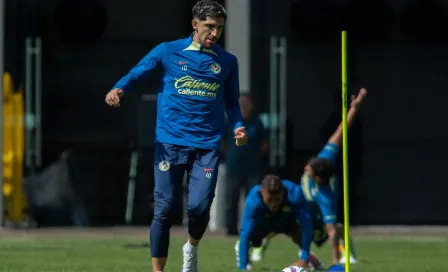 Diego Valdés entrena al parejo y disipa dudas de una posible salida del América