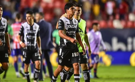 Arath Moreno debutó en la Liga MX con autogol ante Atlético de San Luis